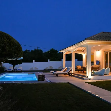 Vila Evanna *
