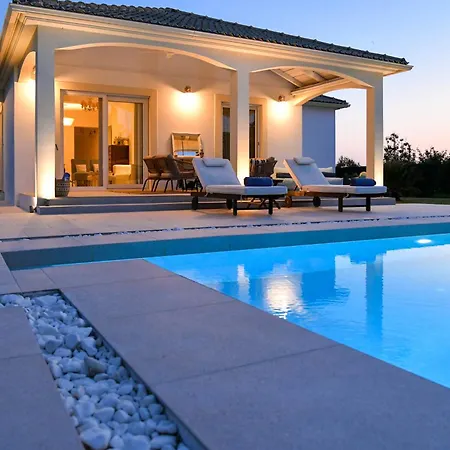 Evanna Lefkimmi (Corfu)